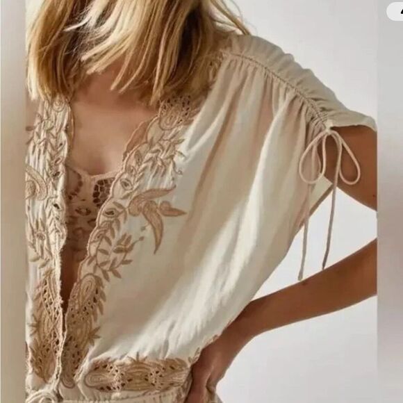 New Free People Weila Romper cream Floral Embroidered size M - Picture 3 of 4